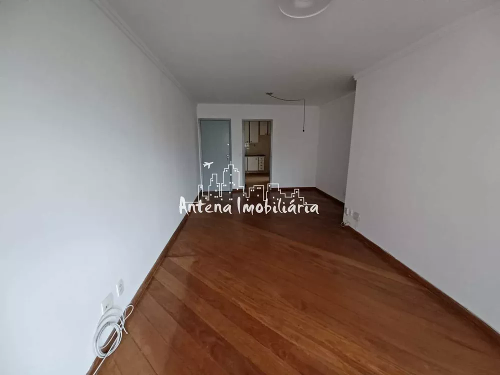 Apartamento à venda com 3 quartos, 81m² - Foto 3