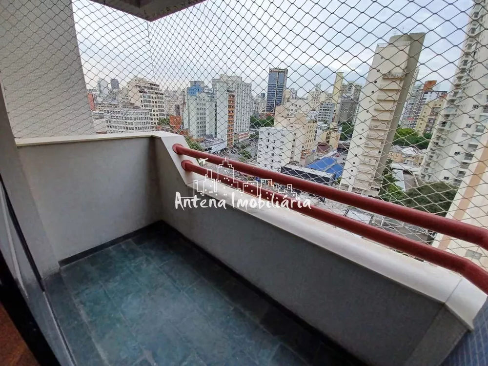 Apartamento à venda com 3 quartos, 81m² - Foto 1