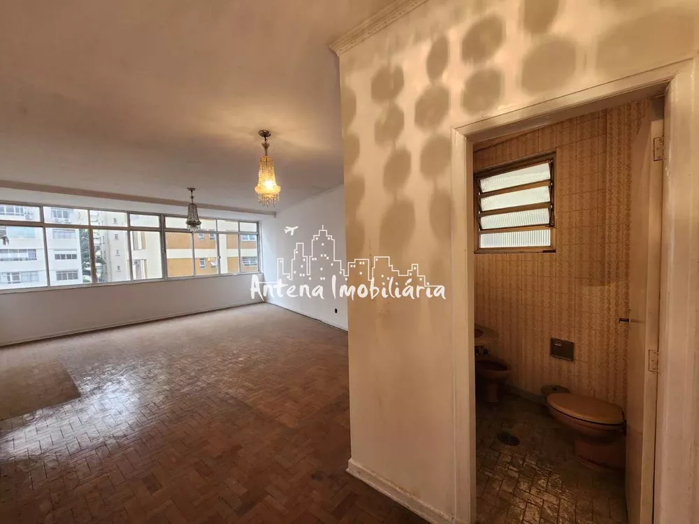 Apartamento à venda com 3 quartos, 147m² - Foto 1