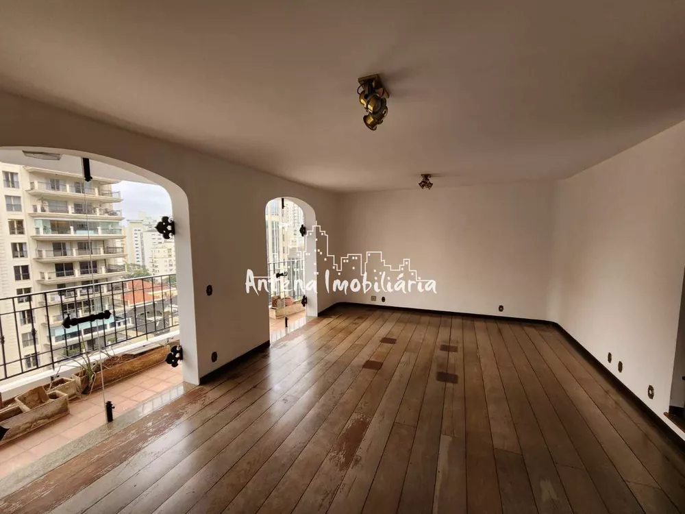 Apartamento à venda com 4 quartos, 245m² - Foto 4