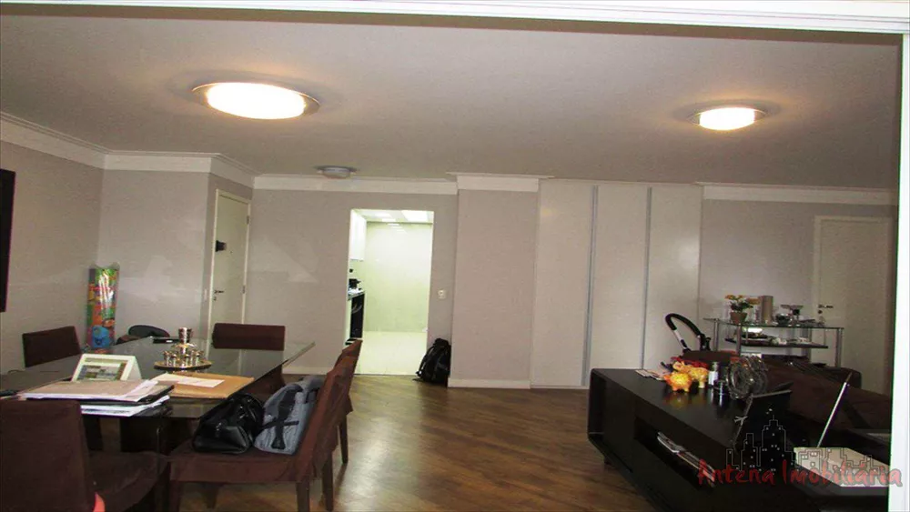 Apartamento à venda com 3 quartos, 132m² - Foto 3