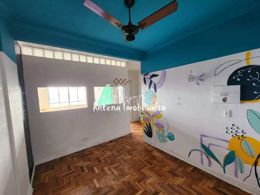 Apartamento à venda com 1 quarto, 37m² - Foto 2