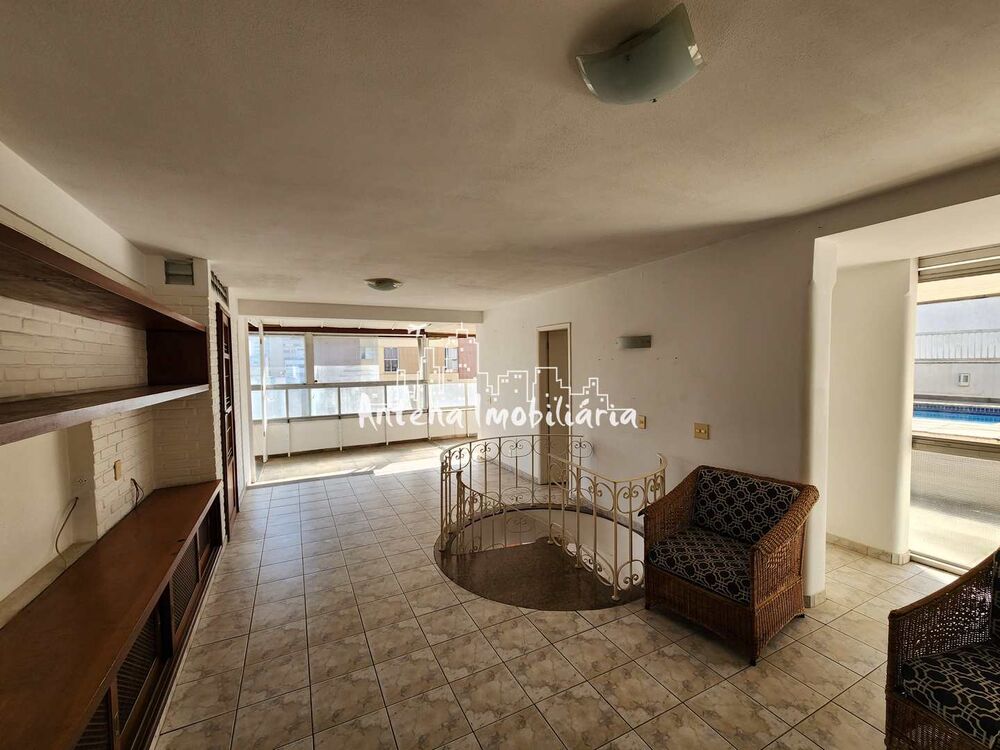 Cobertura, 3 quartos, 212 m² - Foto 1