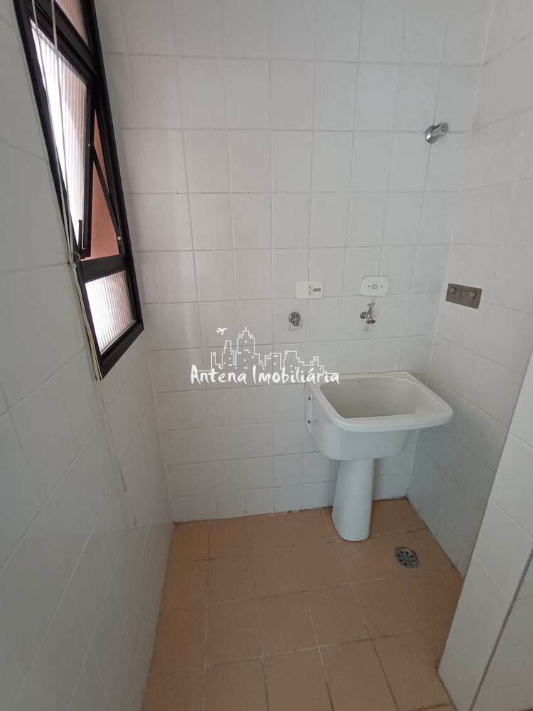 Apartamento para alugar com 1 quarto, 33m² - Foto 11