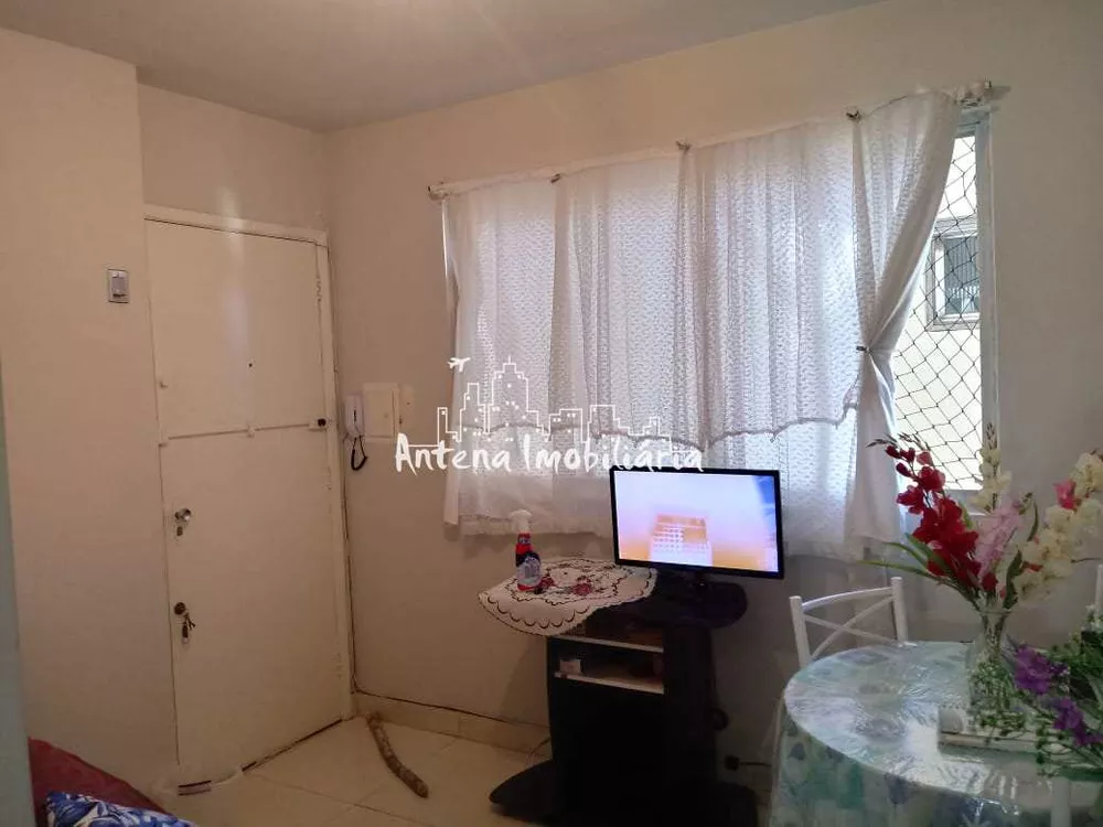 Apartamento à venda com 1 quarto, 28m² - Foto 2