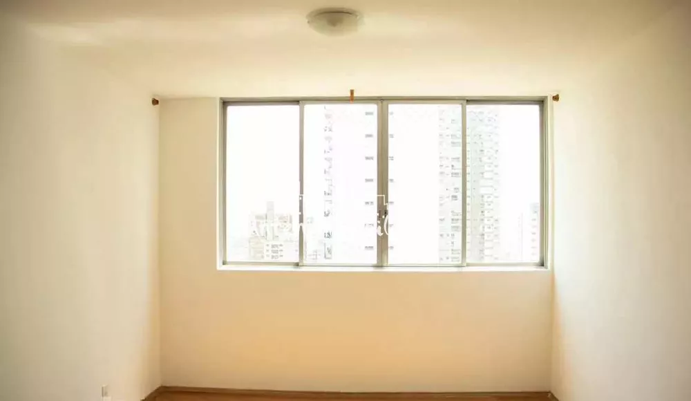 Apartamento à venda com 3 quartos, 87m² - Foto 2