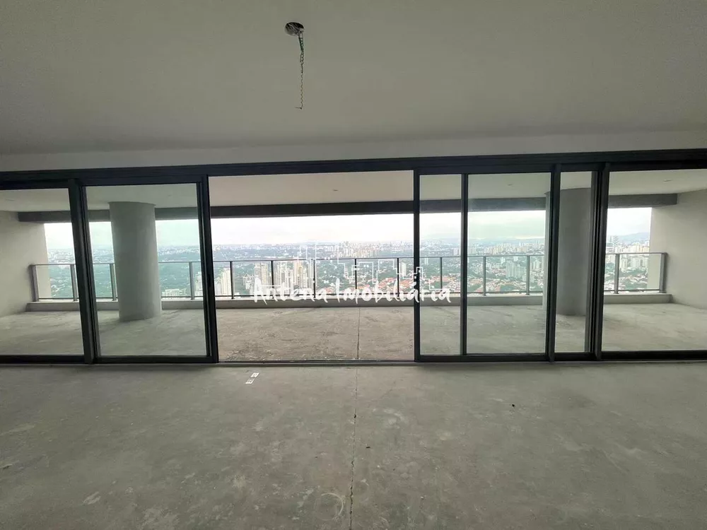 Apartamento à venda com 4 quartos, 275m² - Foto 1