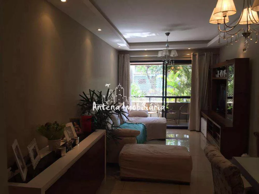 Apartamento à venda com 3 quartos, 110m² - Foto 1