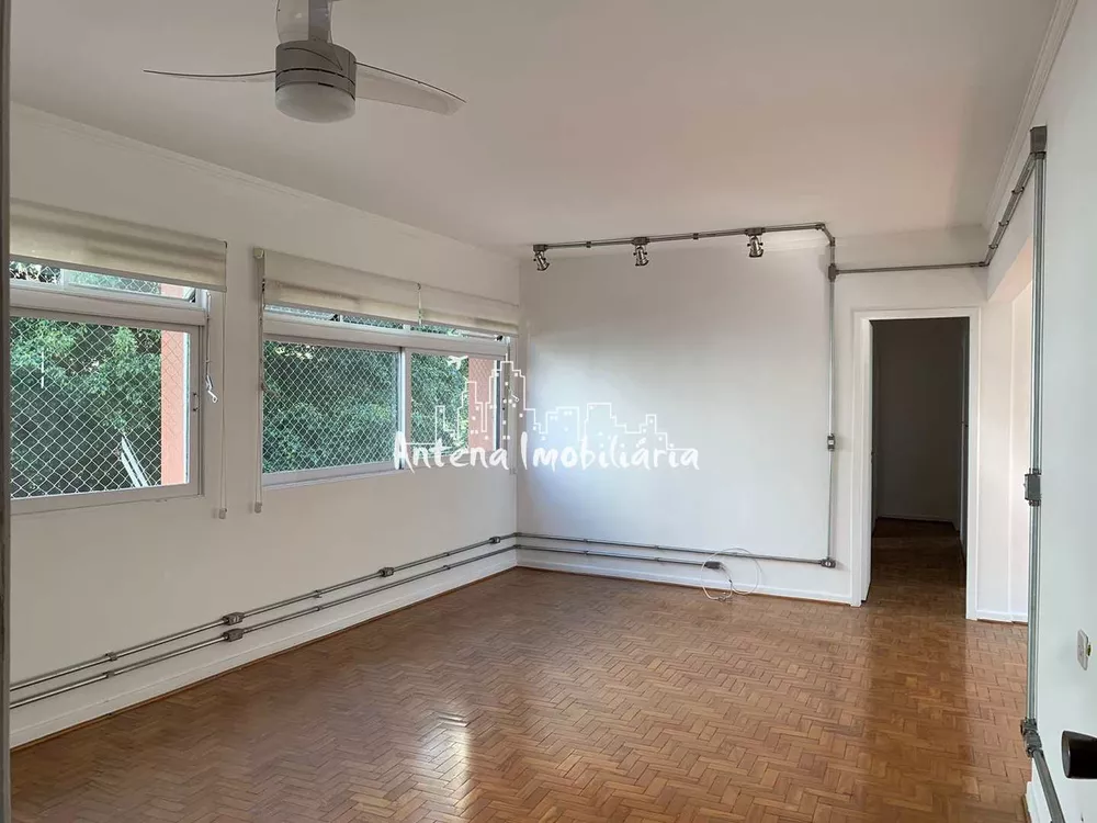 Apartamento para alugar com 3 quartos, 134m² - Foto 1