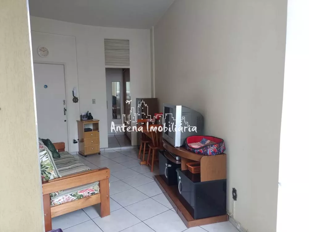 Apartamento à venda com 1 quarto, 41m² - Foto 2