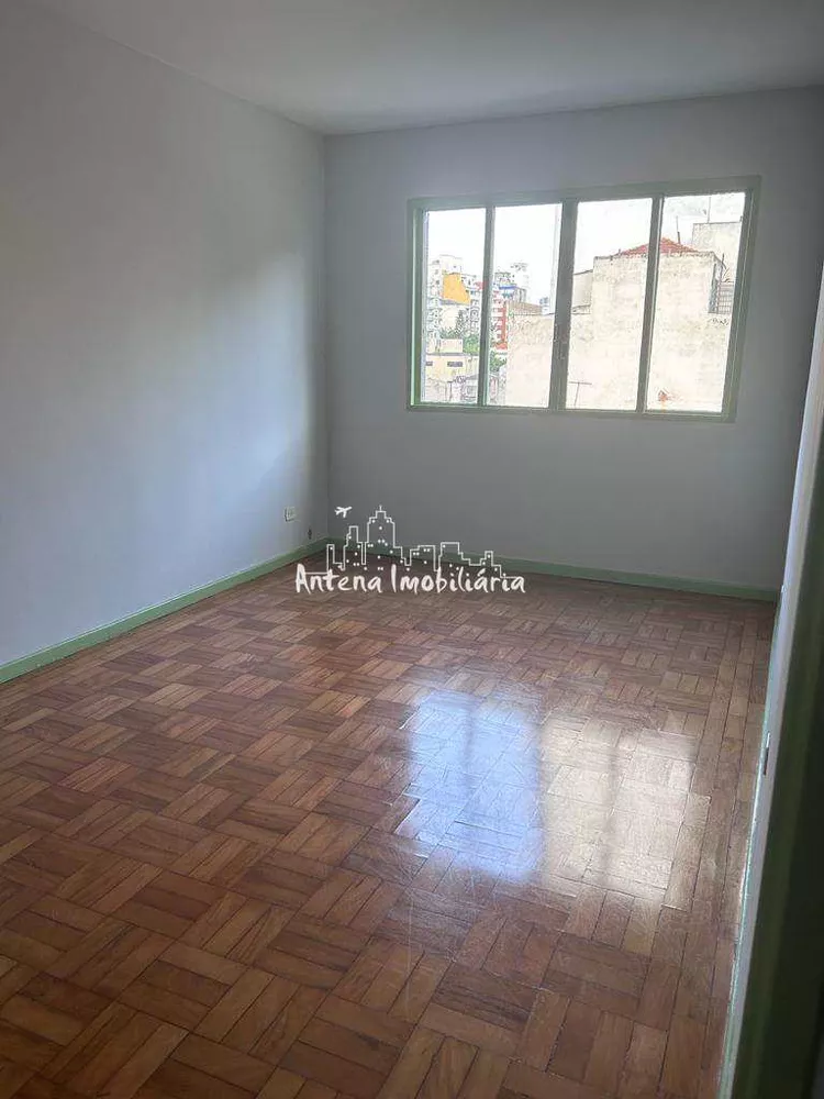 Apartamento à venda com 2 quartos, 77m² - Foto 1