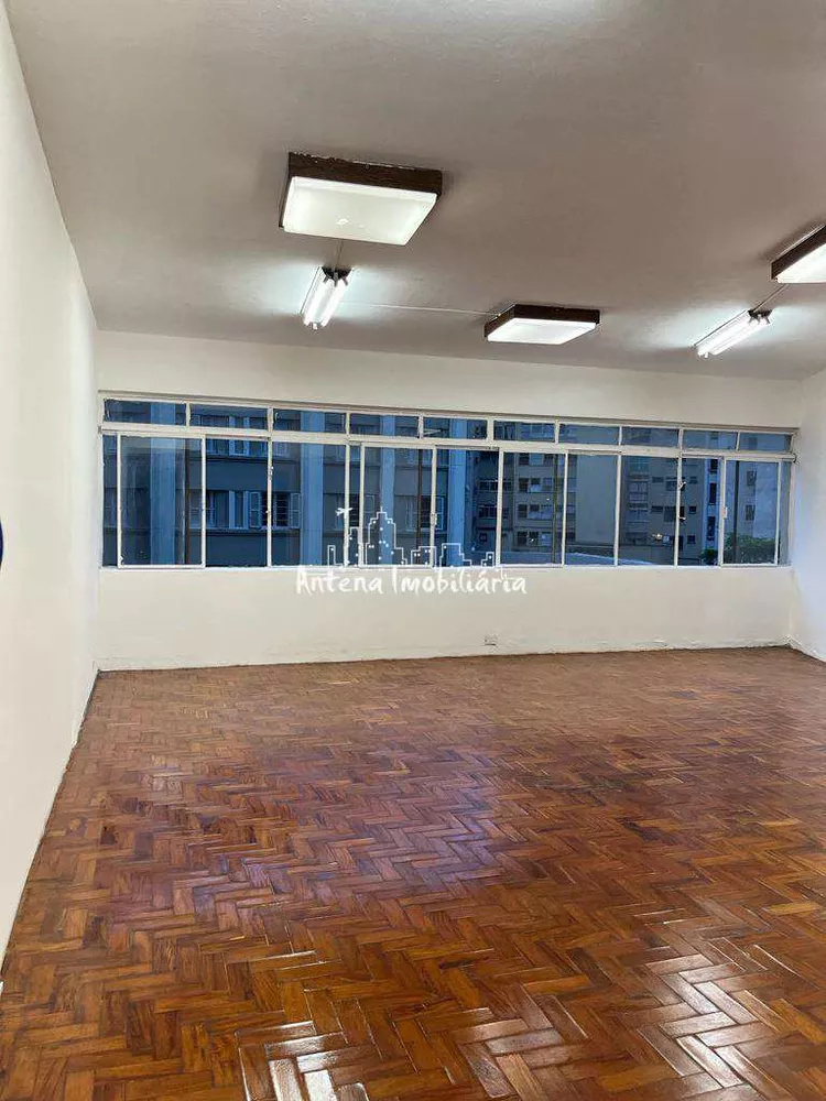 Prédio Inteiro para alugar, 75m² - Foto 1