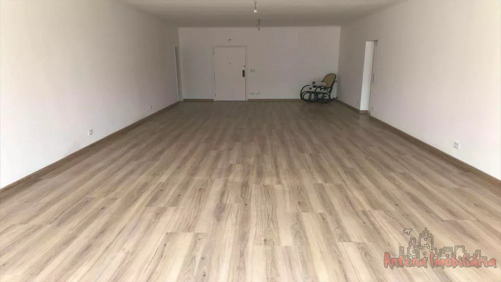 Apartamento à venda com 3 quartos, 190m² - Foto 2