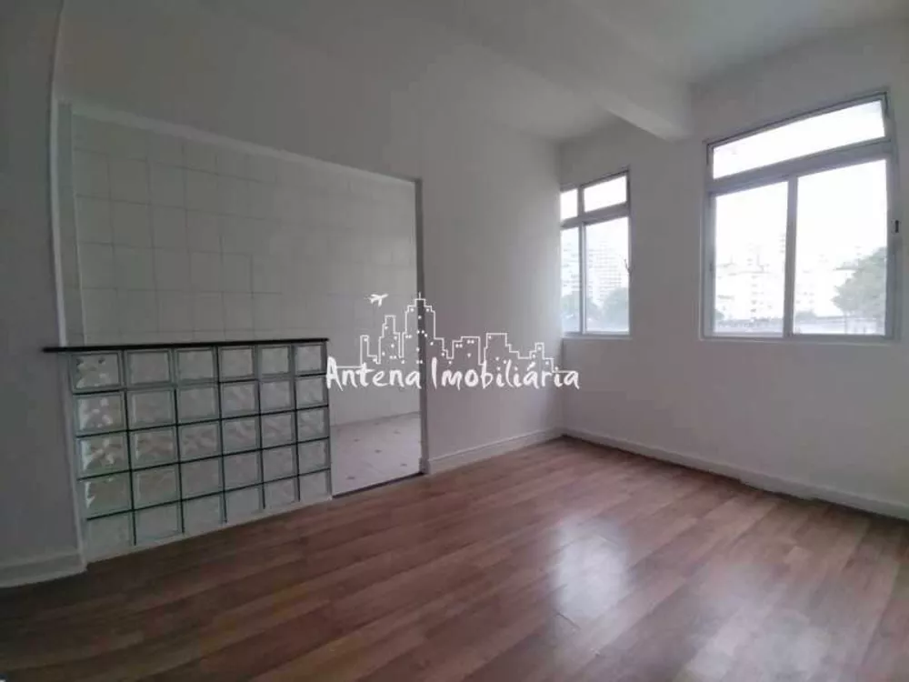 Apartamento à venda com 1 quarto, 46m² - Foto 2