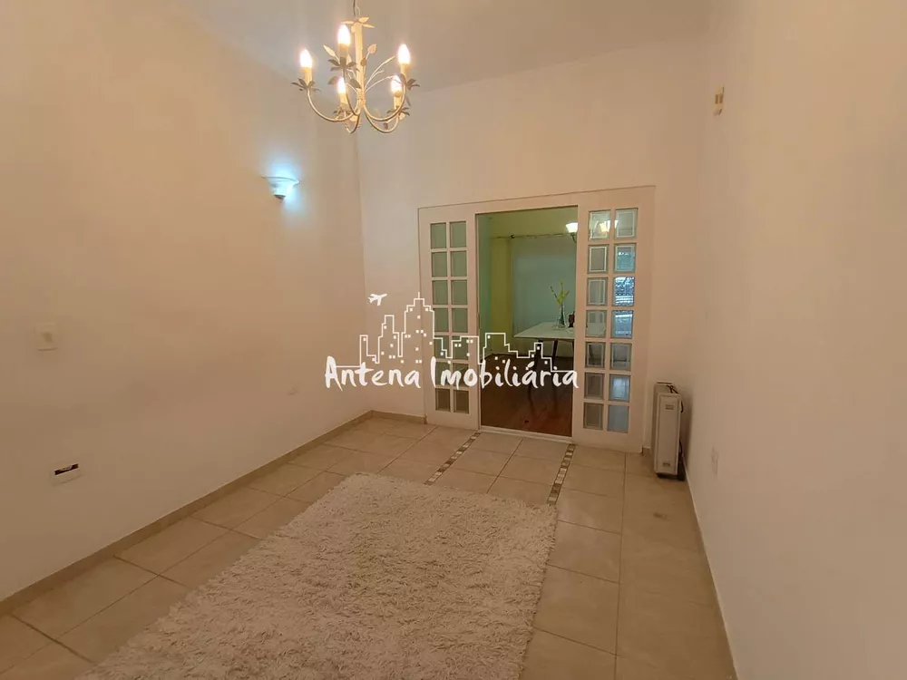 Casa à venda com 3 quartos, 180m² - Foto 7