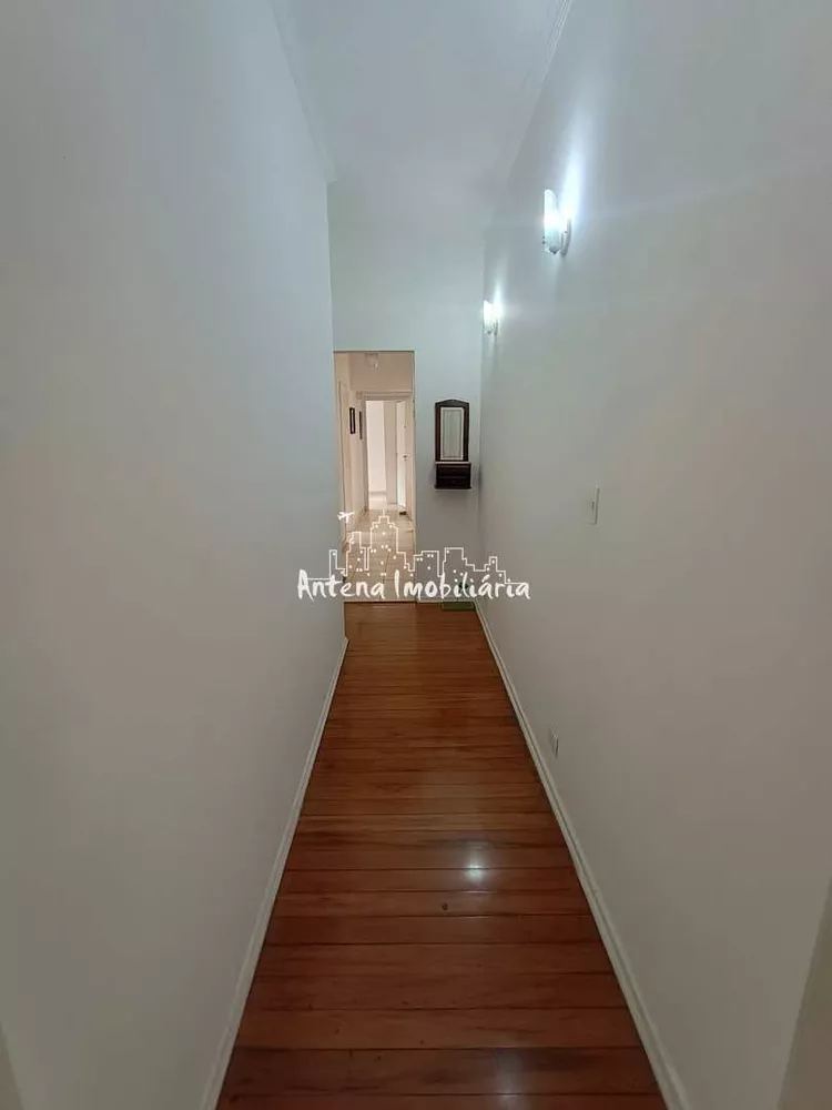 Casa à venda com 3 quartos, 180m² - Foto 8