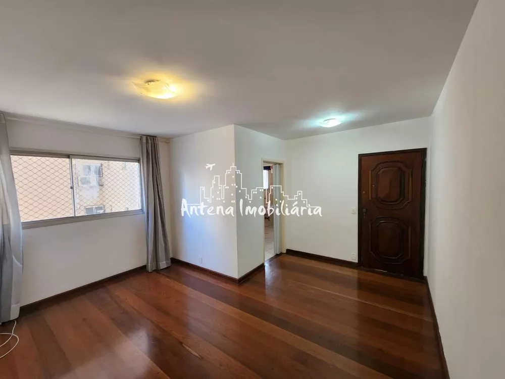 Apartamento à venda com 2 quartos, 68m² - Foto 2