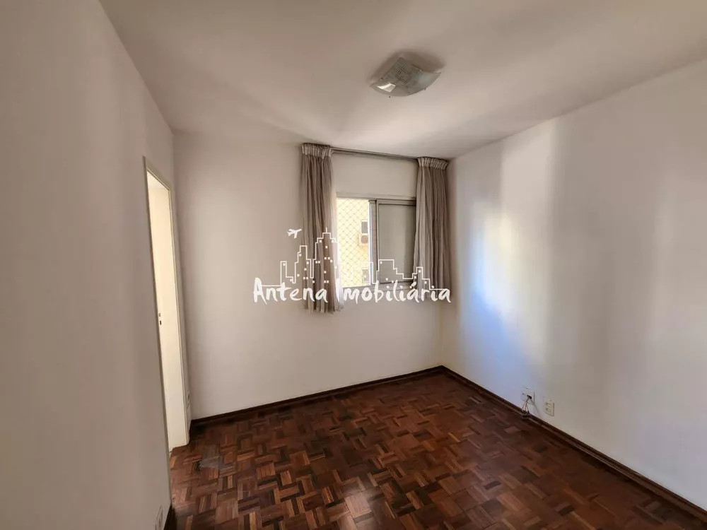 Apartamento à venda com 2 quartos, 68m² - Foto 4