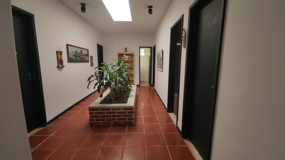 Sítio à venda com 5 quartos, 299m² - Foto 9