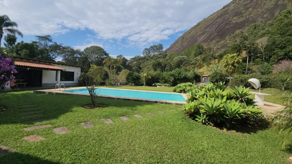 Sítio à venda com 5 quartos, 299m² - Foto 2