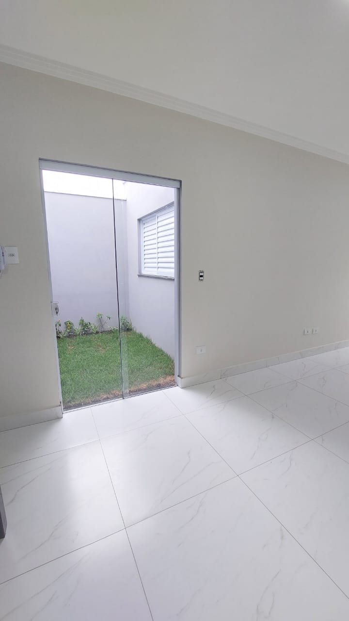 Casa à venda com 3 quartos, 80m² - Foto 13