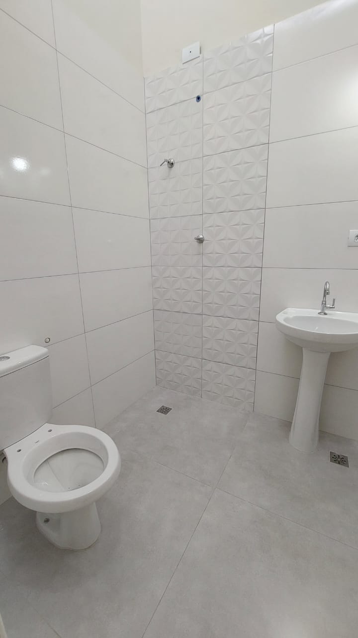 Casa à venda com 3 quartos, 80m² - Foto 3