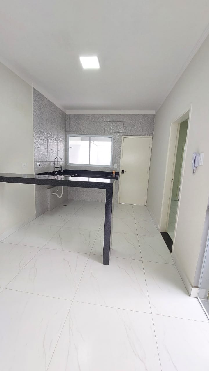 Casa à venda com 3 quartos, 80m² - Foto 8