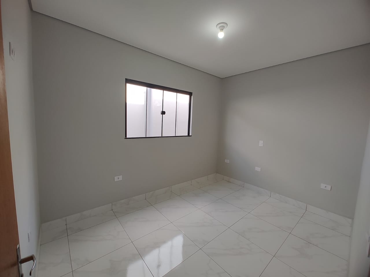 Casa à venda com 2 quartos, 90m² - Foto 12