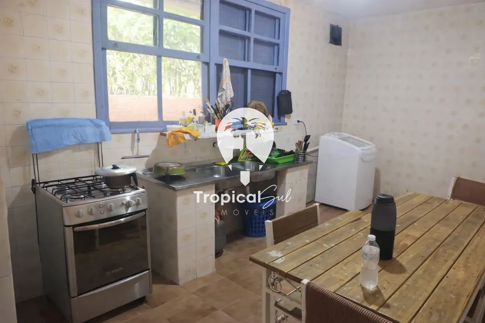 Casa, 3 quartos, 211 m² - Foto 9