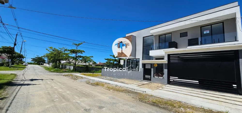 Sobrado, 3 quartos, 193 m² - Foto 1