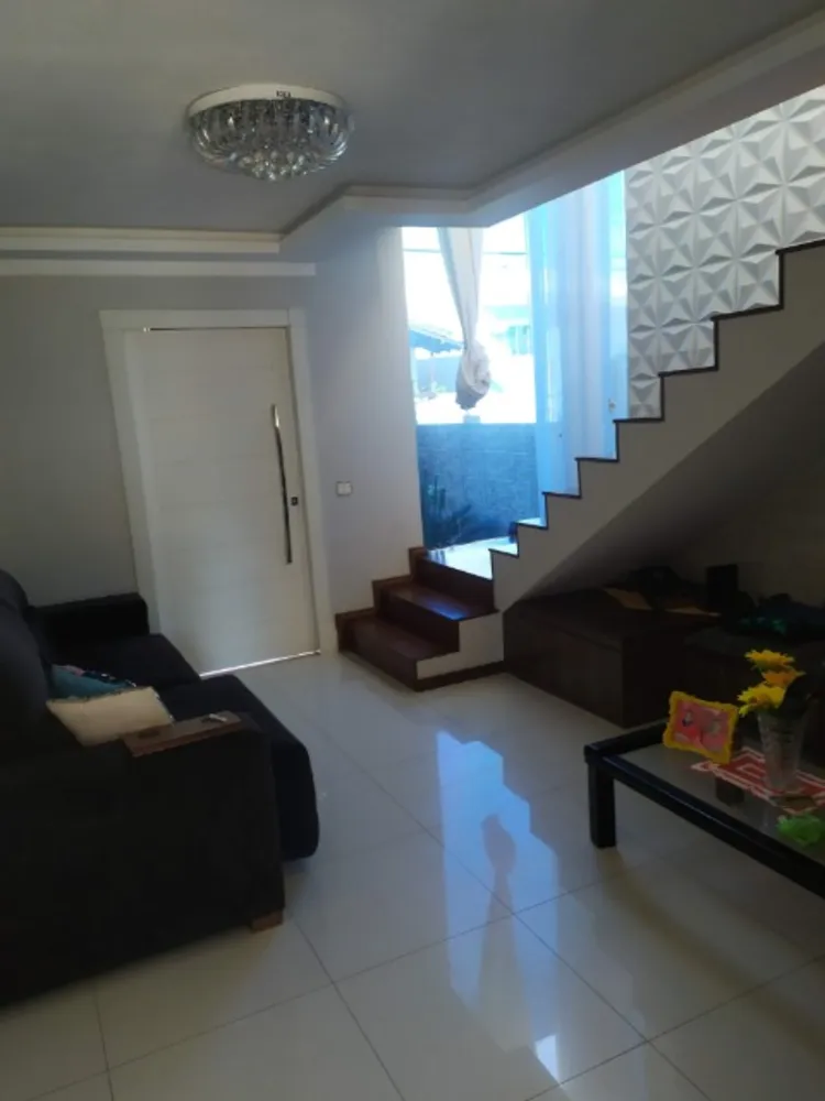 Sobrado, 3 quartos, 161 m² - Foto 1