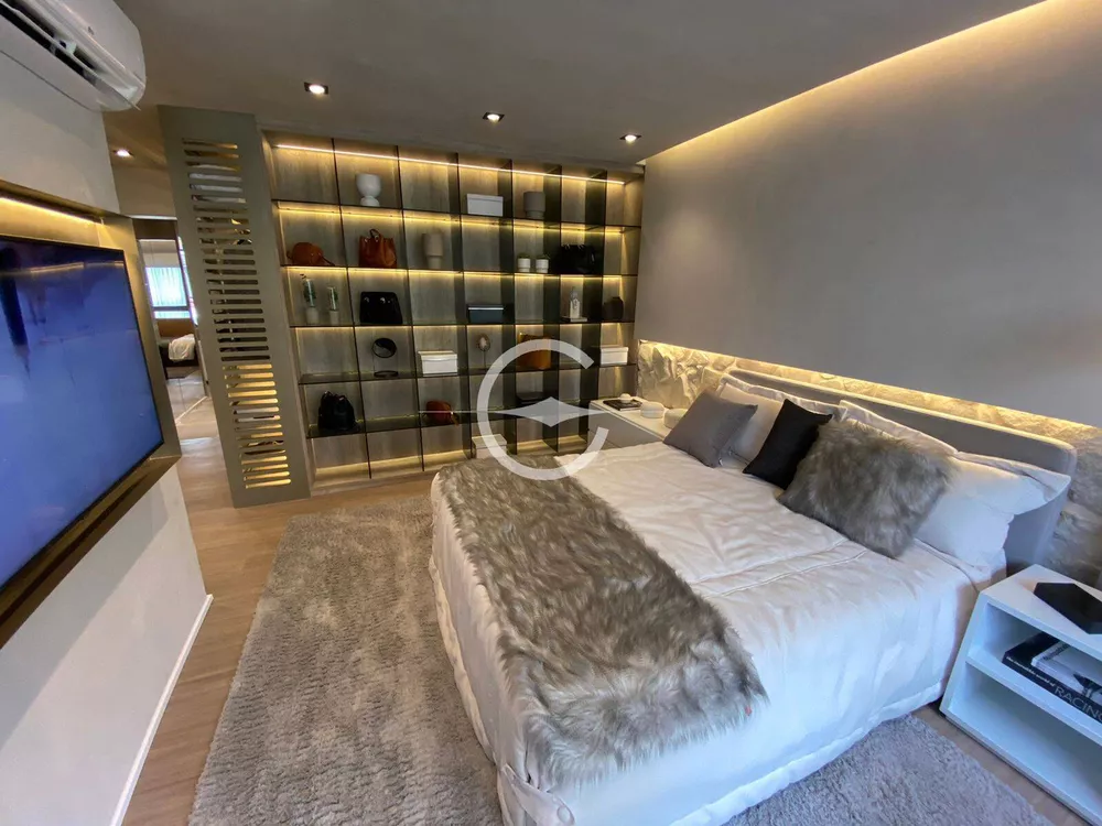 Apartamento à venda com 3 quartos, 154m² - Foto 1