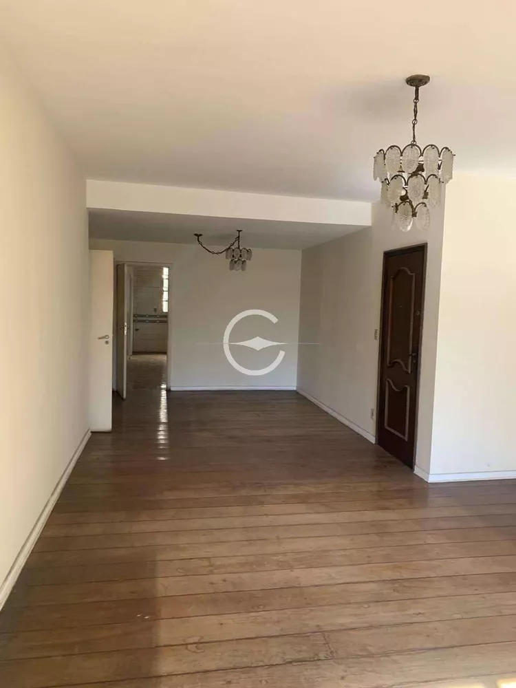 Apartamento à venda com 3 quartos, 141m² - Foto 2