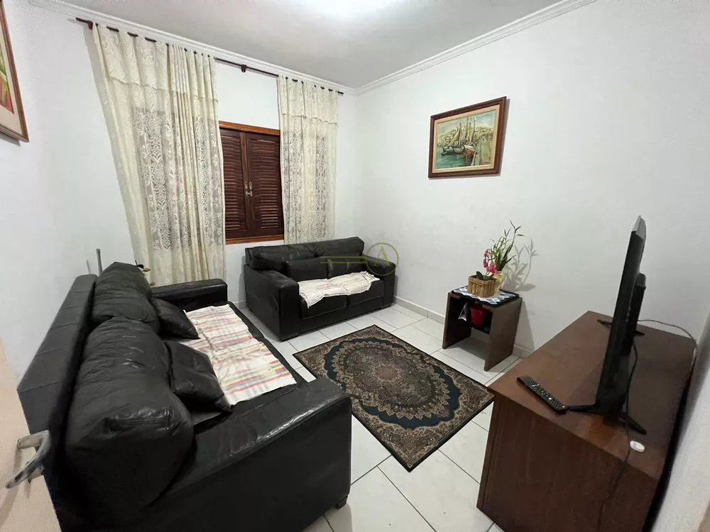 Casa à venda com 3 quartos, 95m² - Foto 2