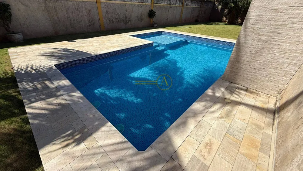 Casa, 4 quartos, 220 m² - Foto 2