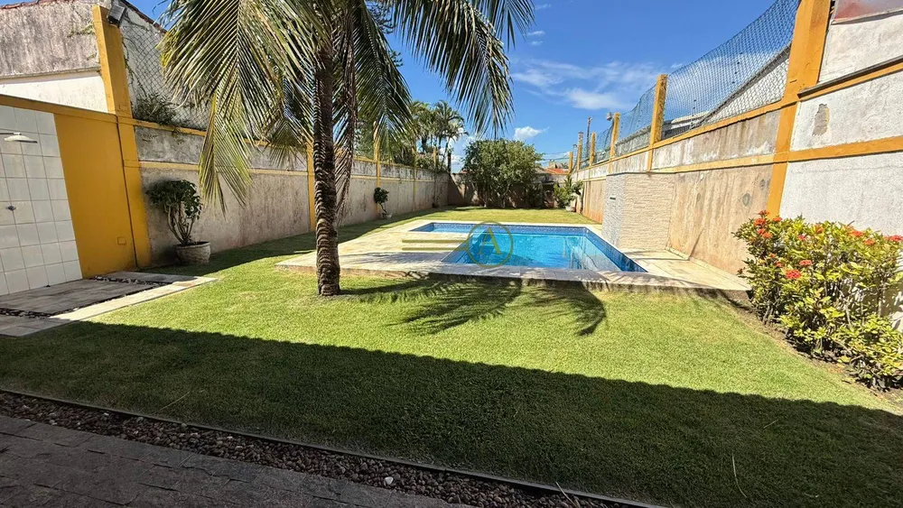 Casa, 4 quartos, 220 m² - Foto 1