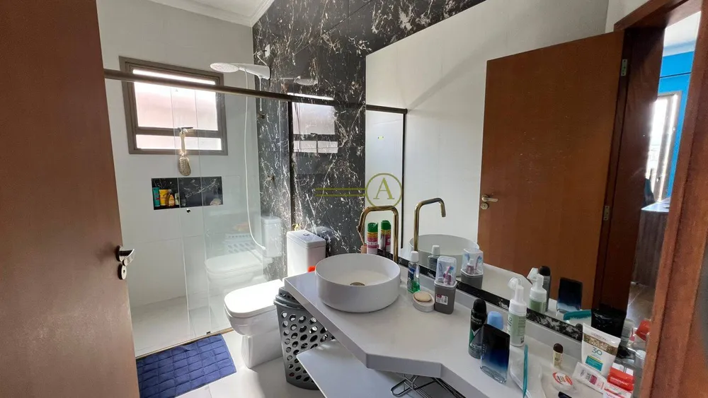 Casa, 4 quartos, 245 m² - Foto 3