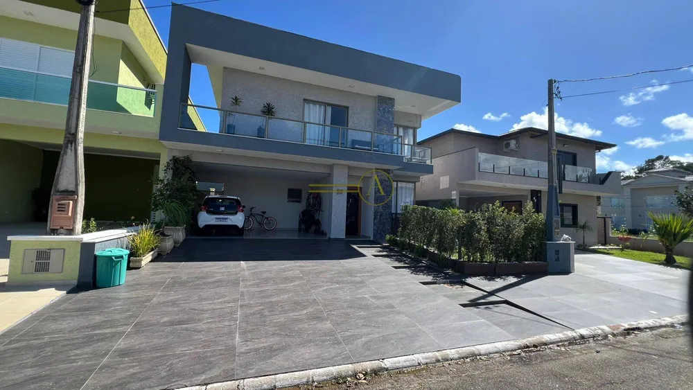 Casa, 4 quartos, 245 m² - Foto 2