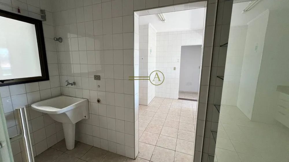 Apartamento, 3 quartos, 160 m² - Foto 2