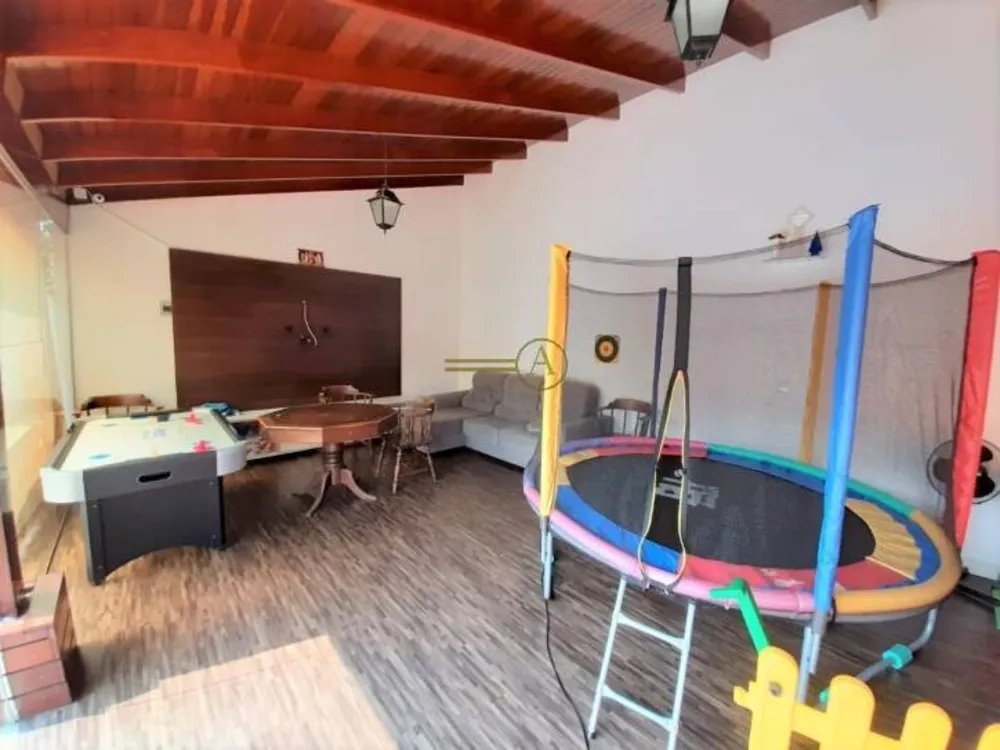 Casa, 6 quartos, 357 m² - Foto 3