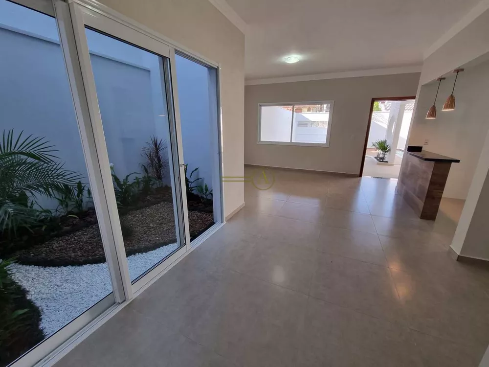 Casa à venda com 3 quartos, 141m² - Foto 10