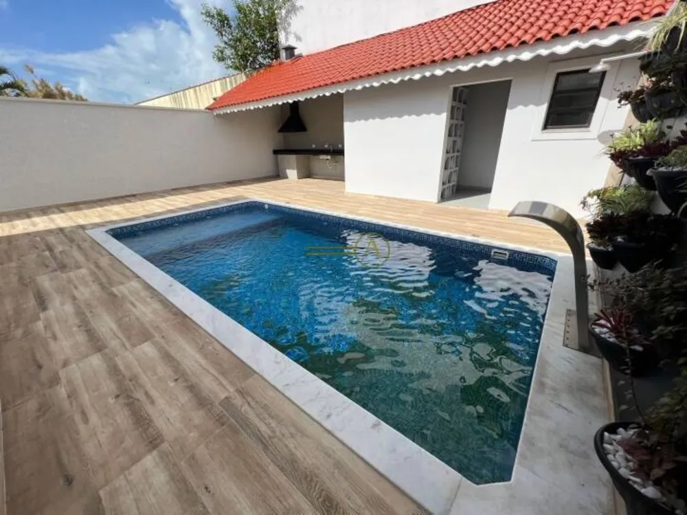 Casa, 3 quartos, 160 m² - Foto 1