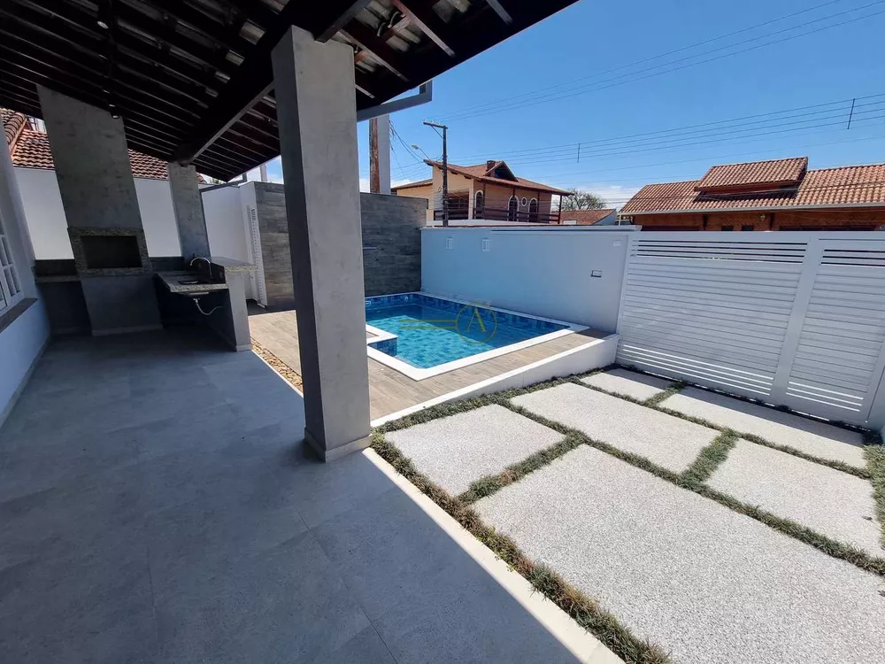 Casa à venda com 3 quartos, 140m² - Foto 4