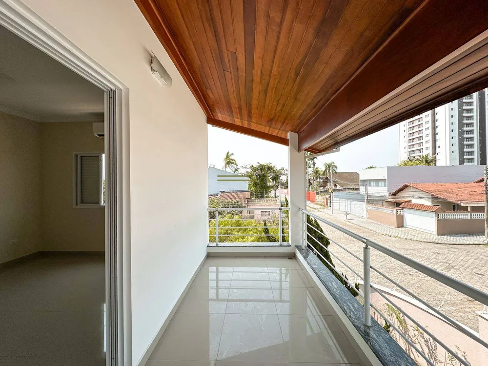 Casa, 6 quartos, 448 m² - Foto 3