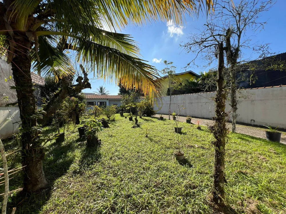 Casa, 5 quartos, 248 m² - Foto 2