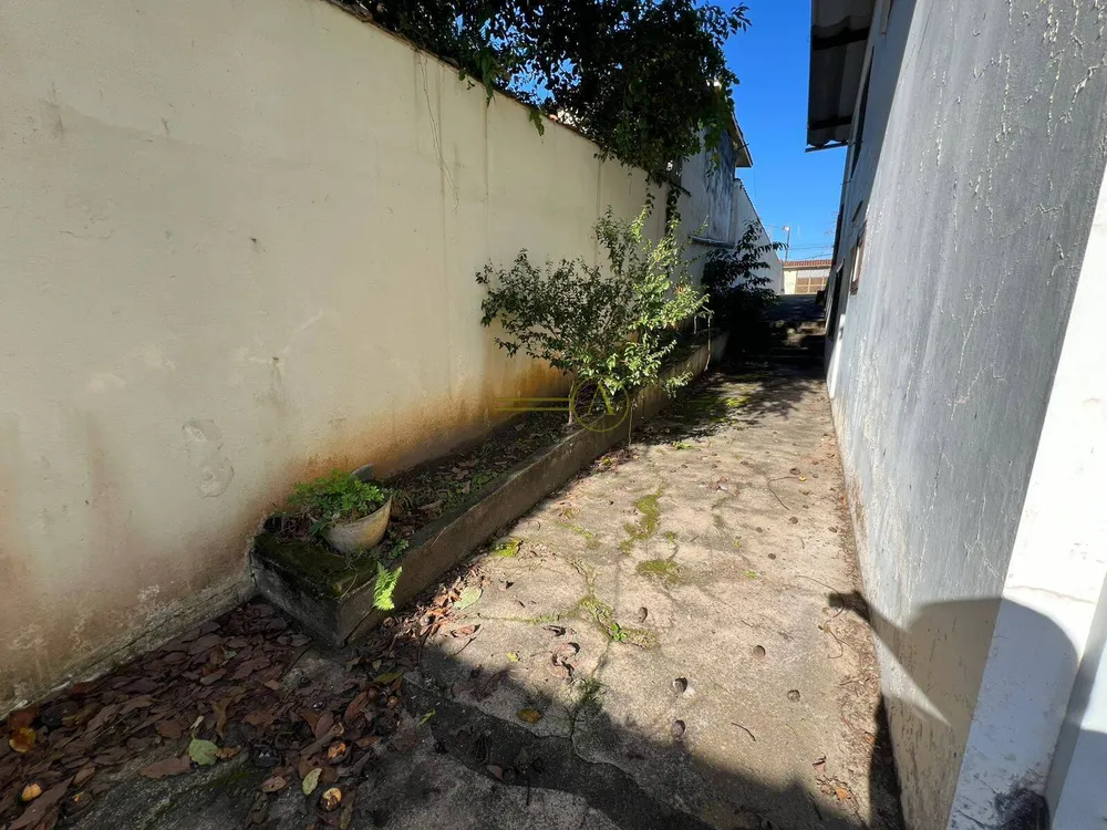 Casa, 5 quartos, 248 m² - Foto 6