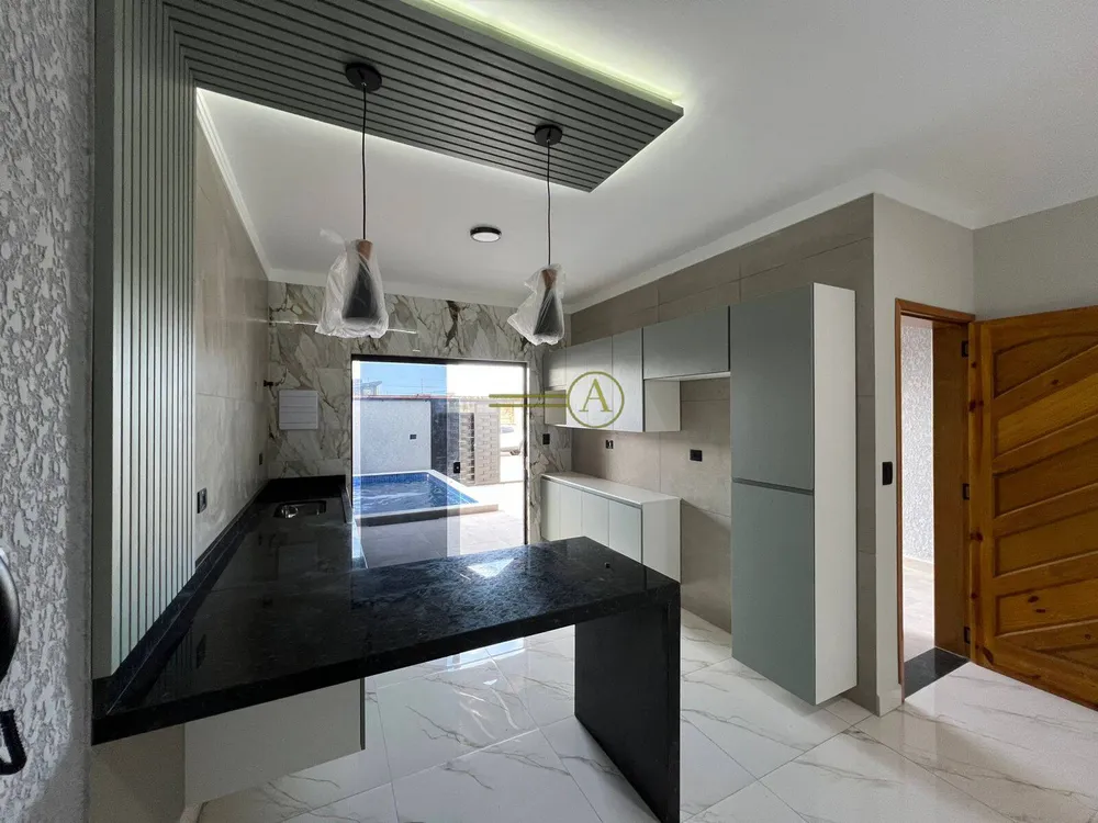Casa, 2 quartos, 82 m² - Foto 1