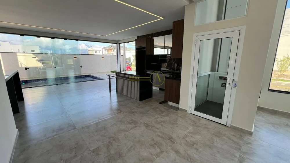 Casa, 4 quartos, 247 m² - Foto 2