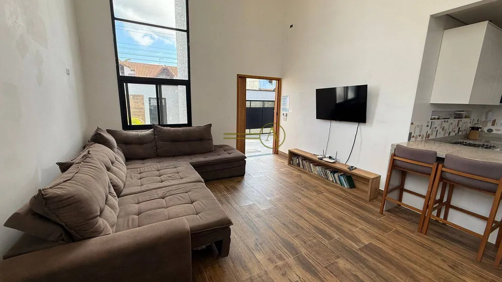 Casa, 4 quartos, 225 m² - Foto 2