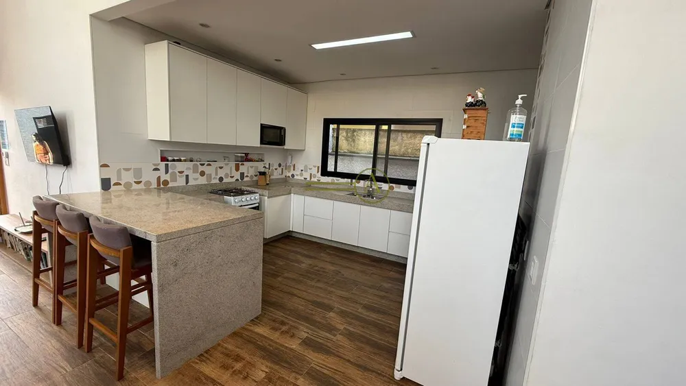 Casa, 4 quartos, 225 m² - Foto 5